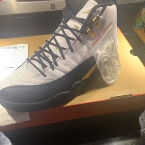 Royalty taxi retro 12s